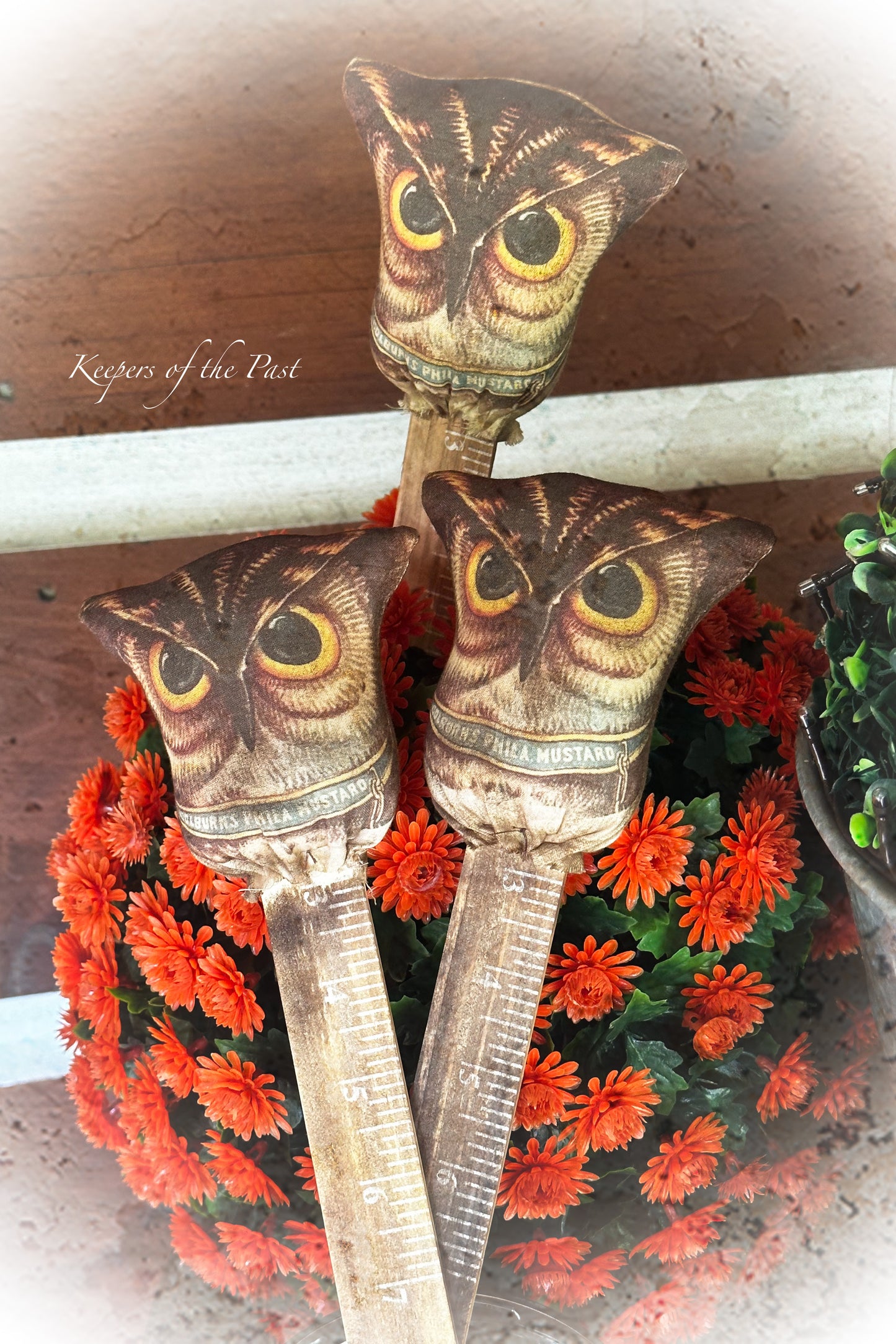 Primitive Printed Owl Stick In!