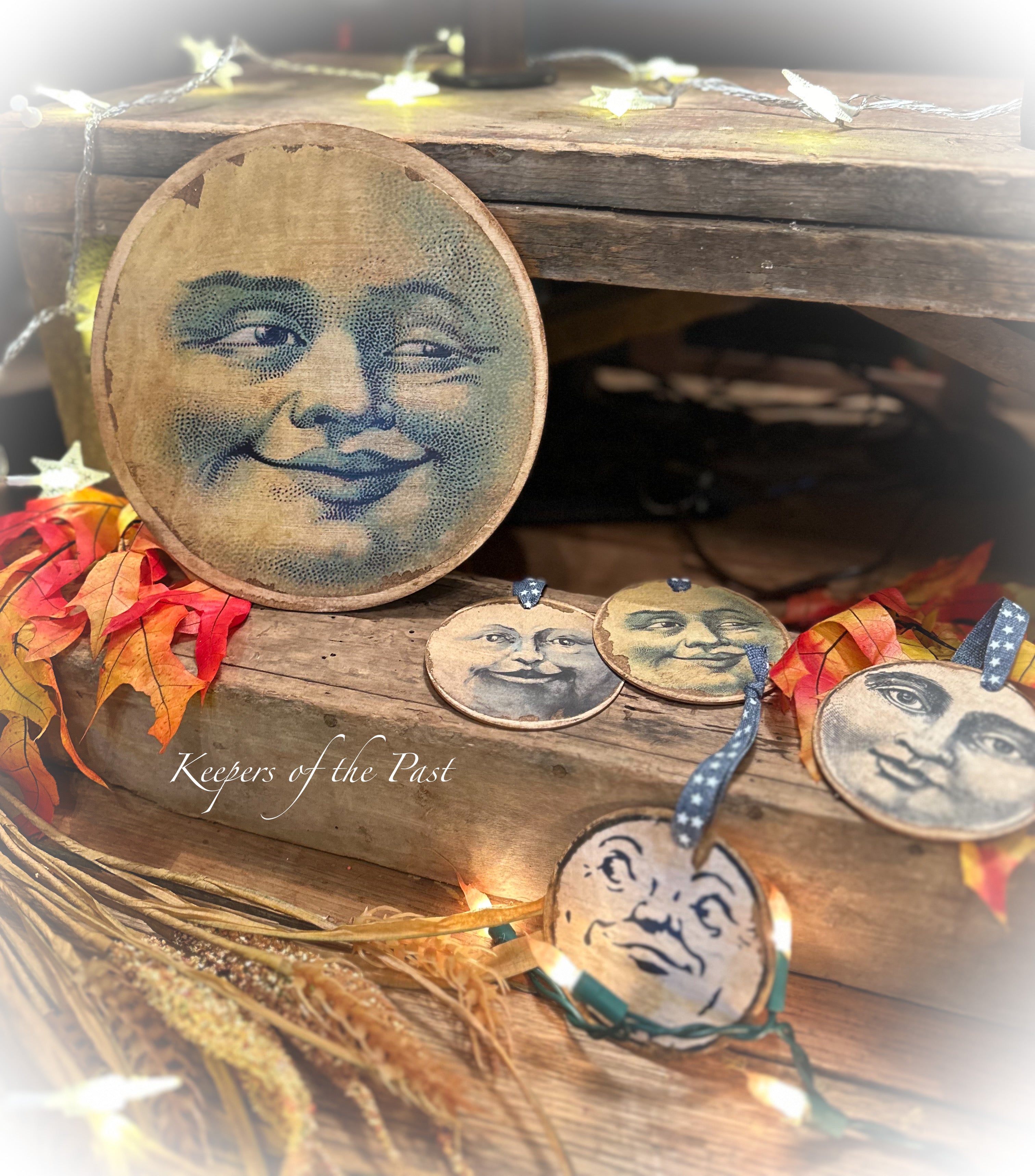 Moon Face Ornie set/4 – Keepers of the Past
