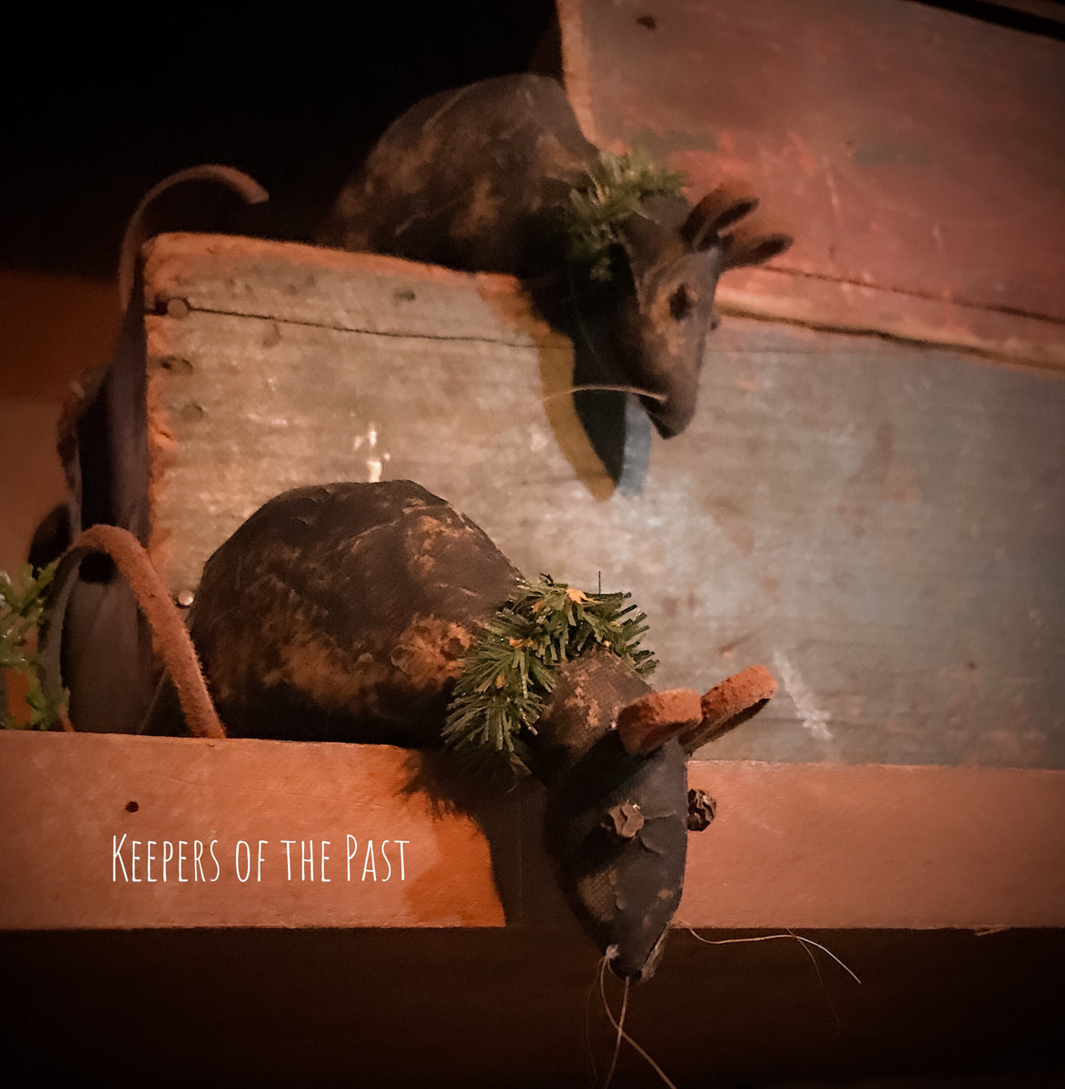 Leather Cupboard Mouse – Keepers of the Past